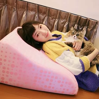 GreySa格蕾莎抬腿枕-貼合腿部曲線設計