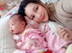 【推薦】孕期產後的育兒小幫手~GreySa格蕾莎“抬腿枕”&“哺乳護嬰枕“